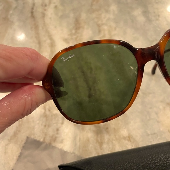 Vintage Bausch & Lomb Ray-Ban sunglasses, with glass lenses. case included - Picture 2 of 8